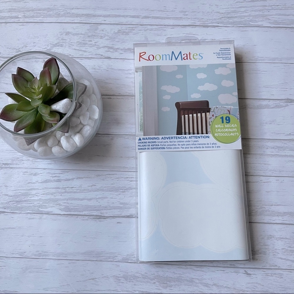 Cloud Wall decals NWOT